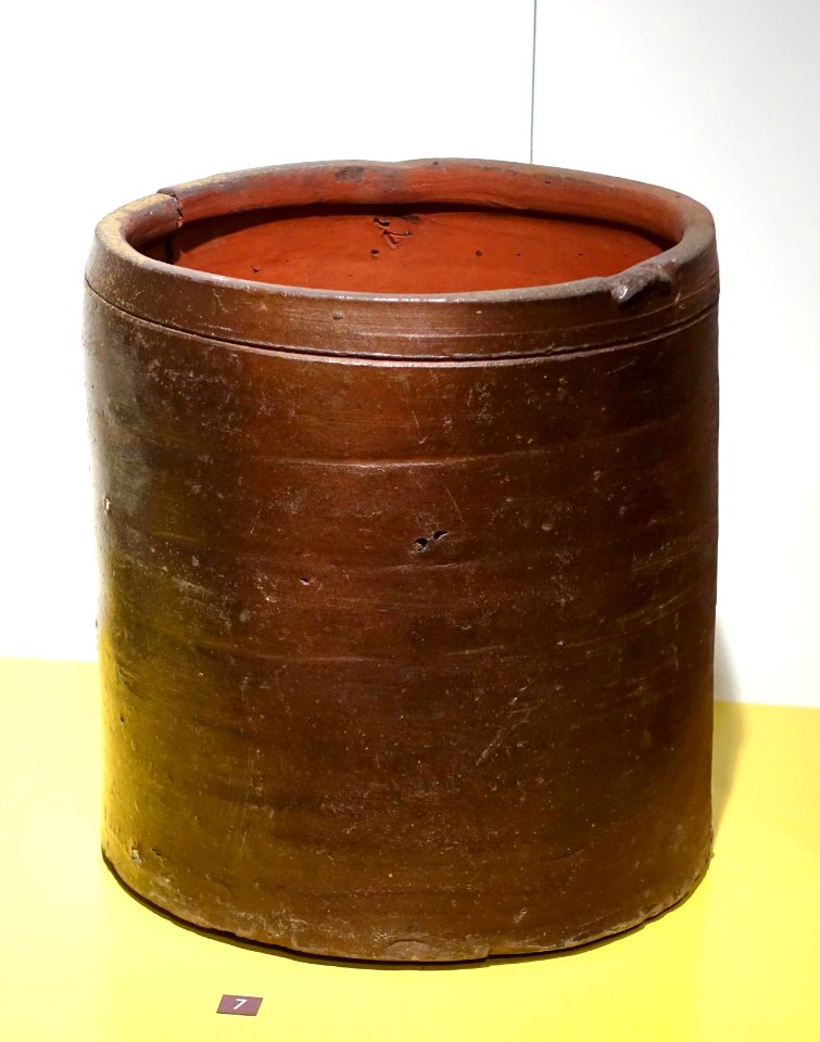 Container for fermented vegetables, Viet, Ha Nam, 1990 - Vietnamese Women's Museum - Hanoi, Vietnam - DSC04270