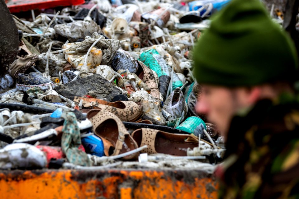 Container loss of MSC Zoe clean up-4