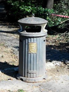 Contenitore per rifiuti SPQR