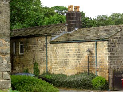 Cottages Approximately 5 Metres East Of The Stable Wine Bar Range