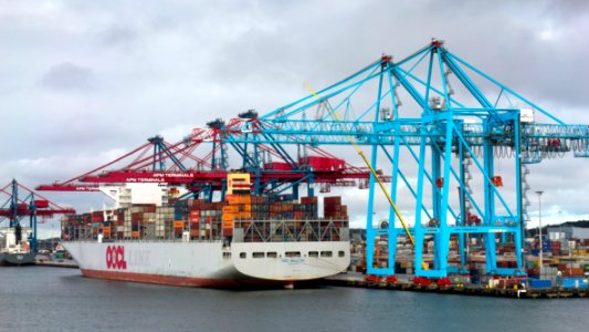 Container ship OOCL Malaysia at Skandiahamnen 2