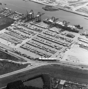 Containerhavens, Margriet, prinses, Bestanddeelnr 250-8112