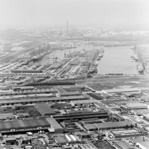 Containerhavens, Beatrix, prinses, Margriet, prinses, Willem-Alexander, Prins va, Bestanddeelnr 250-8089