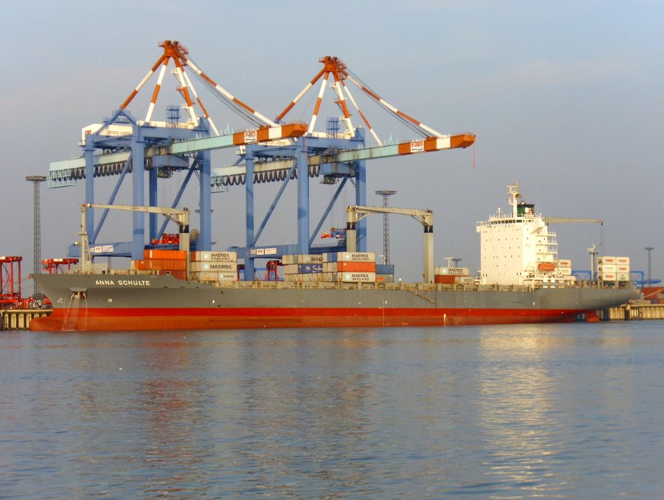 Container ship Anna Schulte