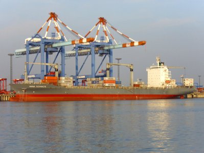 Container ship Anna Schulte