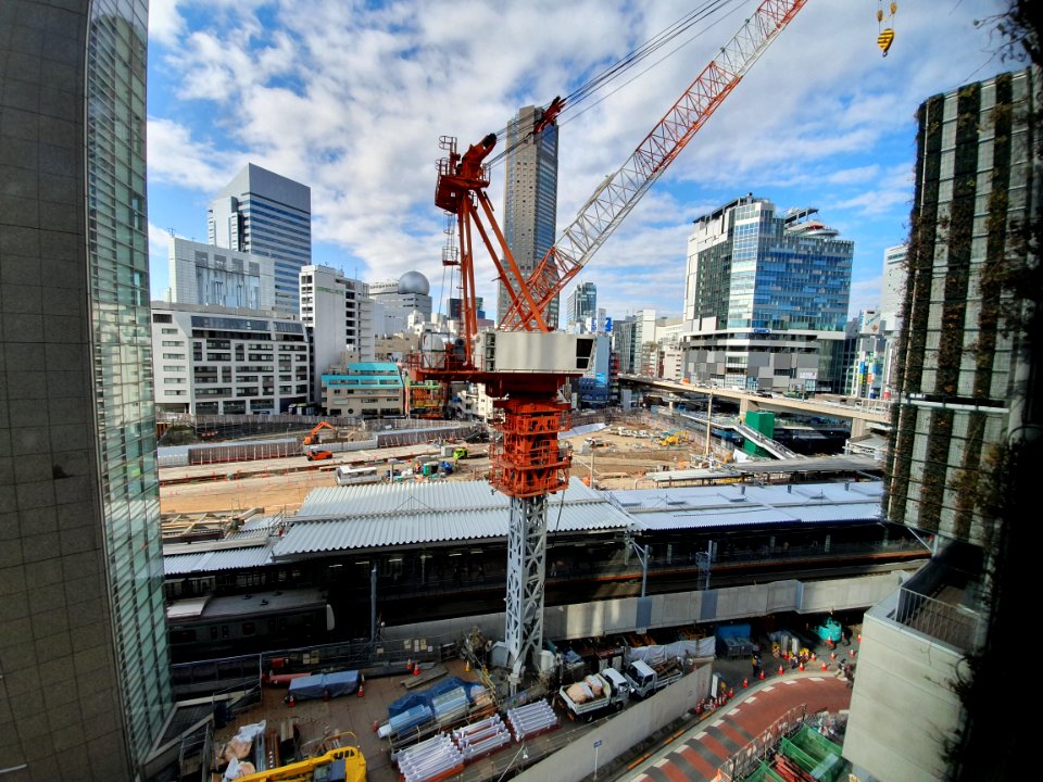 Construction in Shibuya, crane