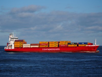 Containerships VI (ship, 1999) IMO 9188518 Callsign DABH Port of Rotterdam pic4