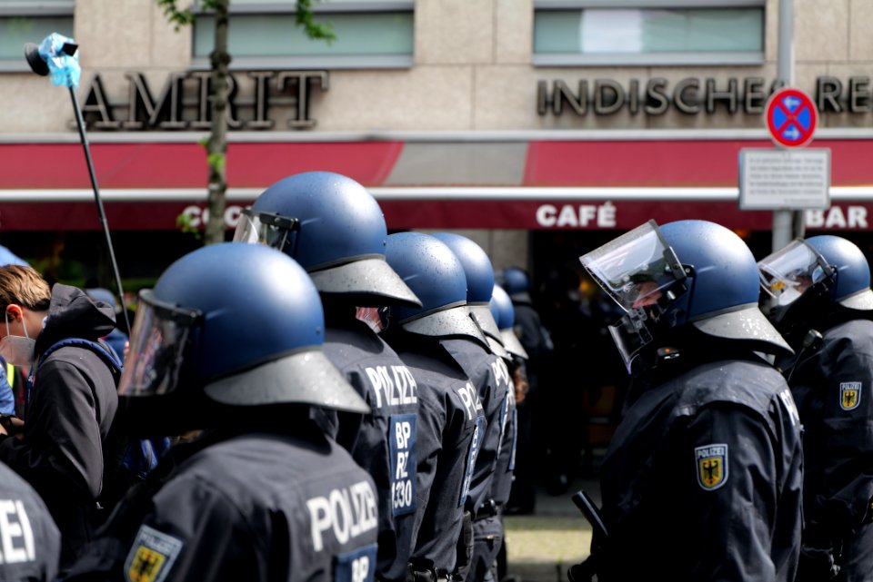 Conspiracist protest Berlin 2021-05-22 93