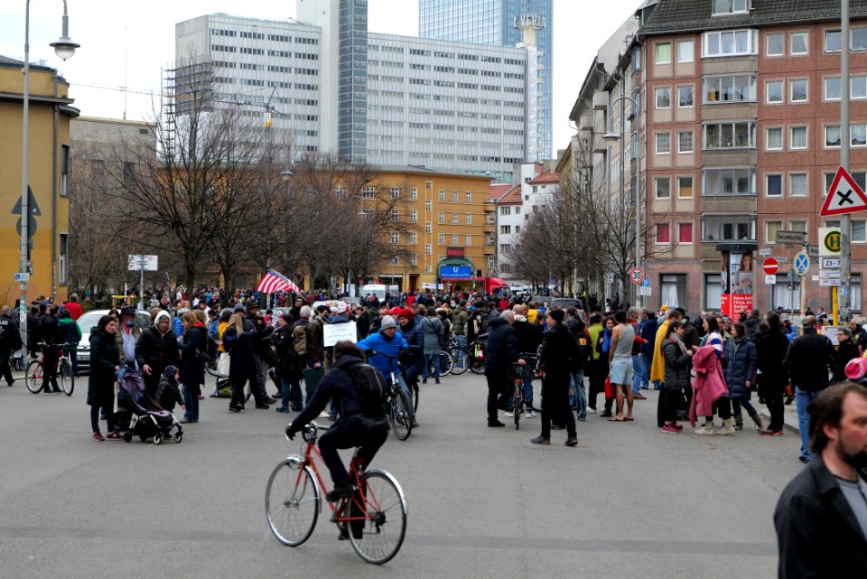 Conspiracist protest Berlin Rosa-Luxemburg-Platz 2021-03-28 03