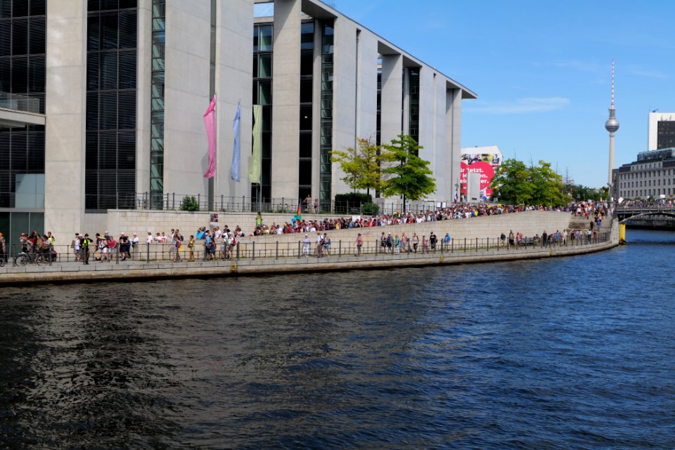 Conspiracy theorist protest Berlin 2020-08-01 150