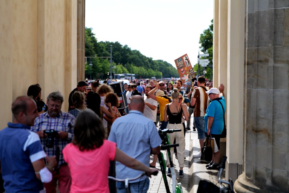 Conspiracy theorist protest Berlin 2020-08-01 168