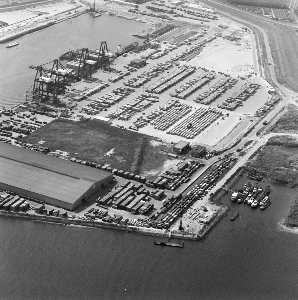 Containerhavens, Margriet, prinses, Bestanddeelnr 250-8130