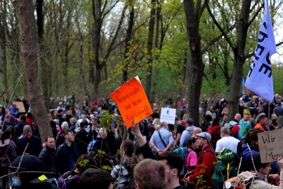 Conspiracist protest Berlin 2021-04-21 153