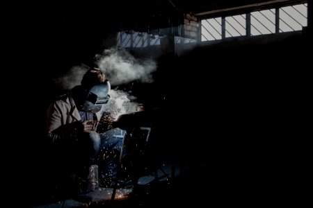 Construction workers in Iran 06