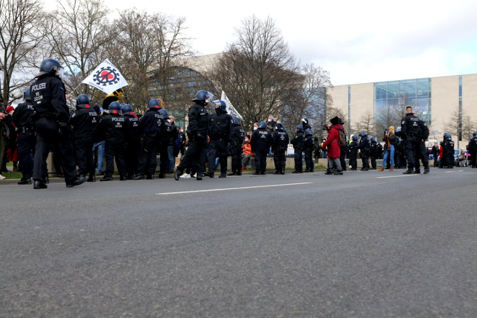 Conspiracist protest Berlin 2021-04-13 15