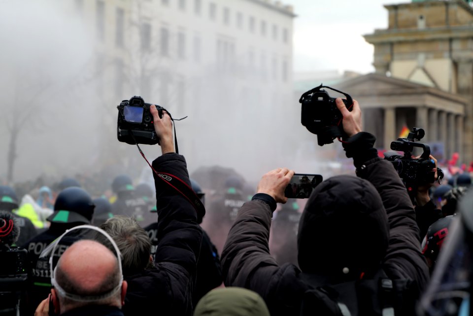Conspiracist demonstration Berlin 2020-11-18 114