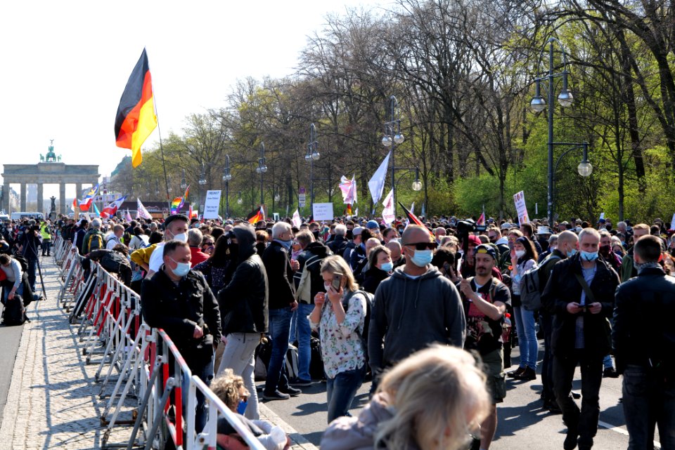 Conspiracist protest Berlin 2021-04-21 16