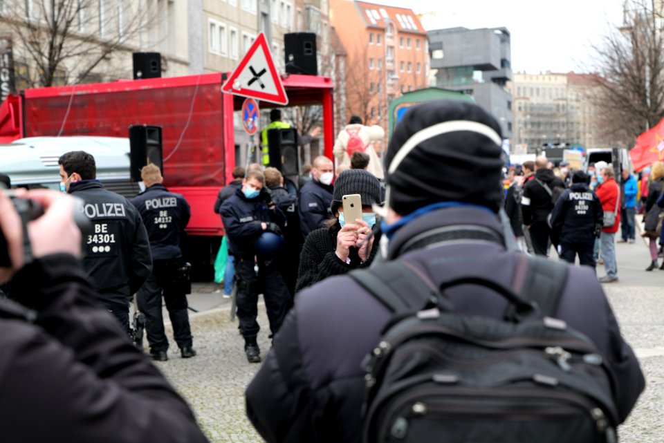 Conspiracist protest Berlin Rosa-Luxemburg-Platz 2021-03-28 23
