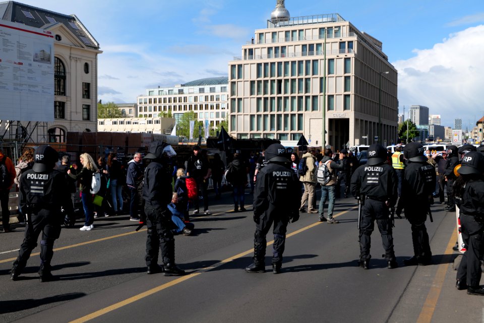 Conspiracist protest Berlin 2021-05-22 195