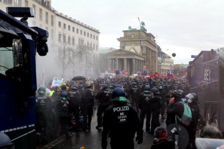 Conspiracist demonstration Berlin 2020-11-18 119