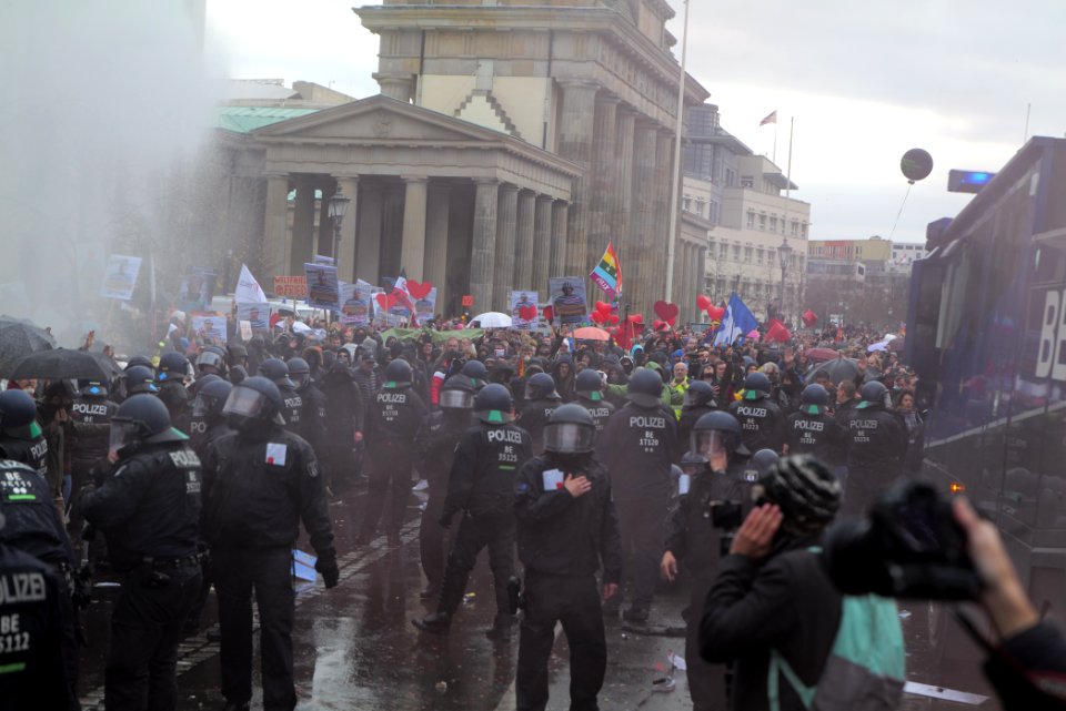 Conspiracist demonstration Berlin 2020-11-18 116