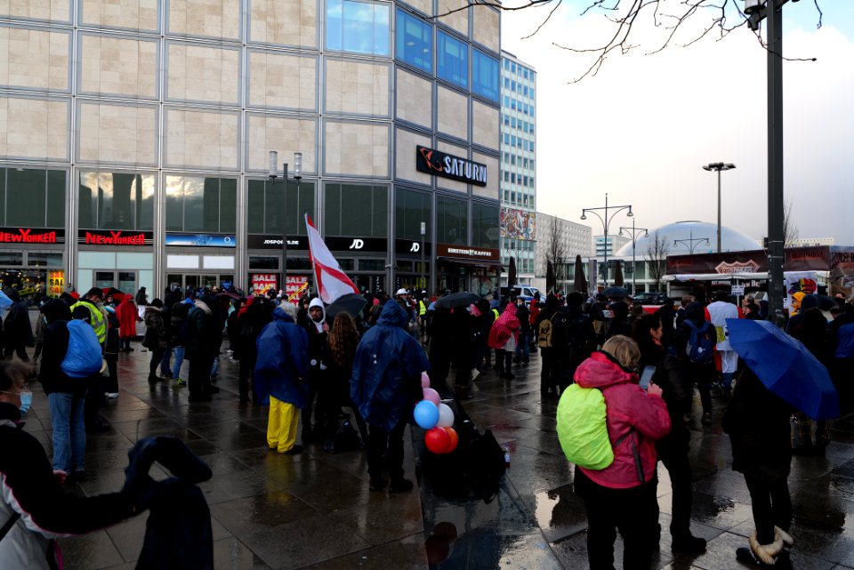 Conspiracist protest Berlin Alexanderplatz 2021-03-13 20