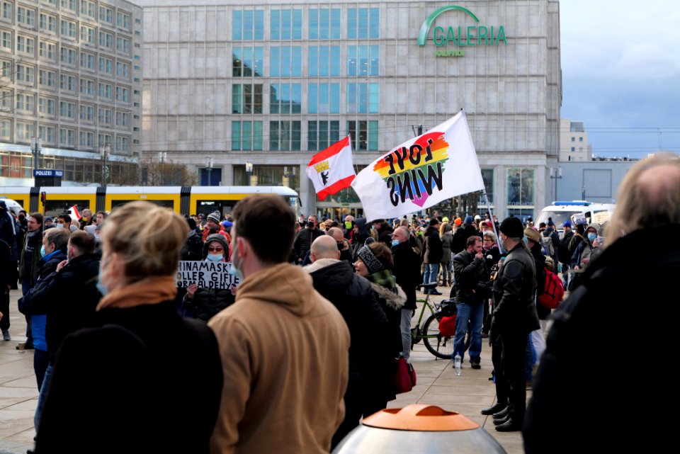 Conspiracist protest Berlin Alexanderplatz 2021-03-13 12