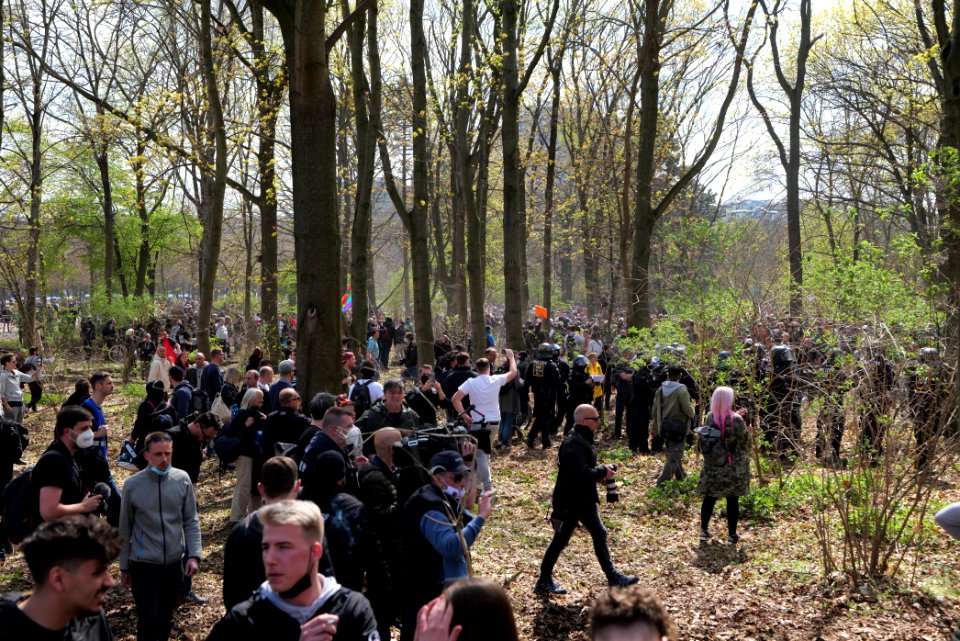 Conspiracist protest Berlin 2021-04-21 166