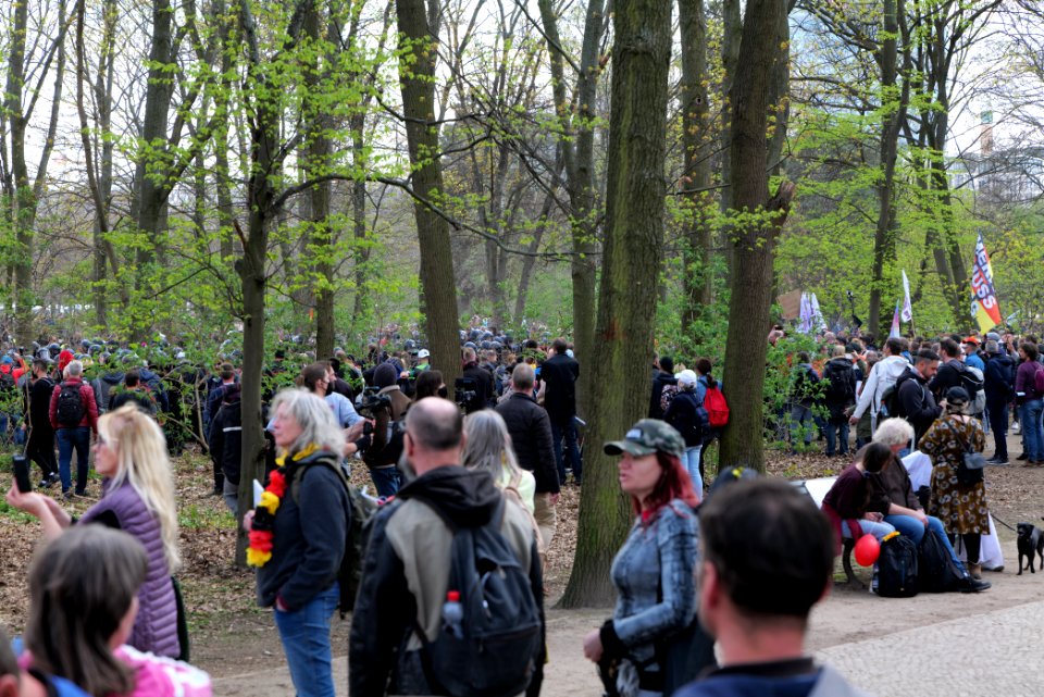 Conspiracist protest Berlin 2021-04-21 158