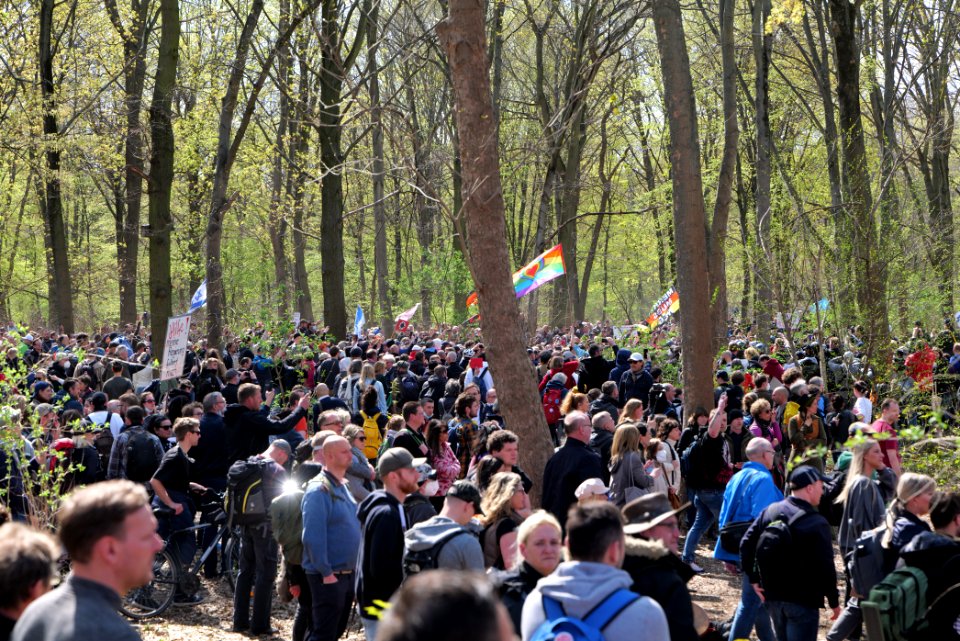 Conspiracist protest Berlin 2021-04-21 199