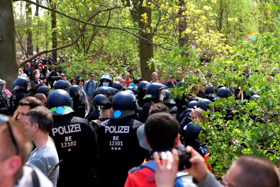 Conspiracist protest Berlin 2021-04-21 144