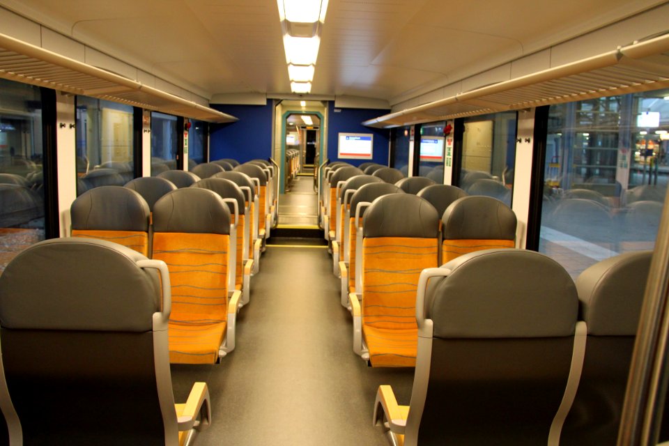 Connexxion GTW 2e klasse interieur (2)