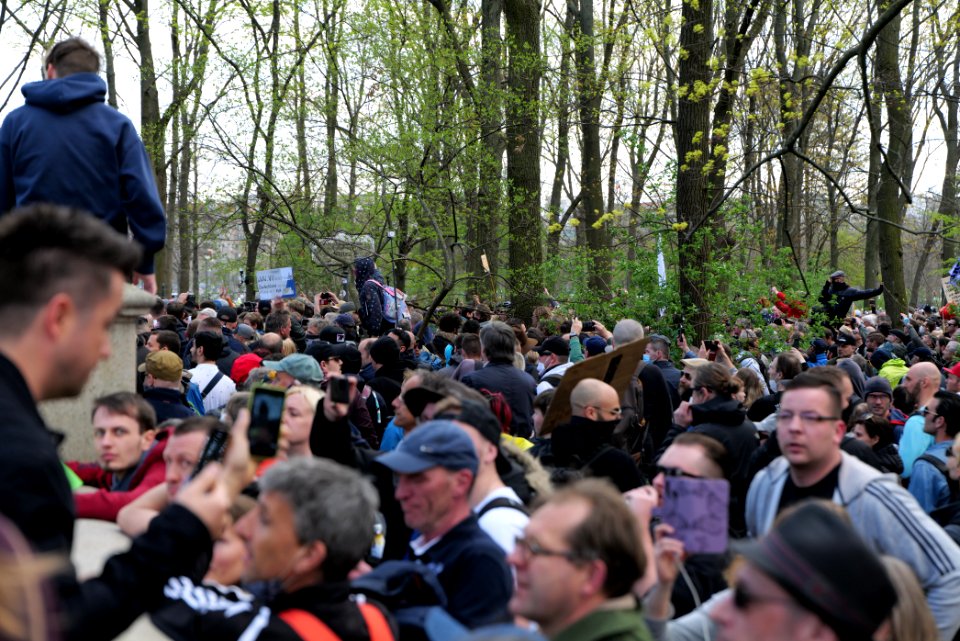 Conspiracist protest Berlin 2021-04-21 136