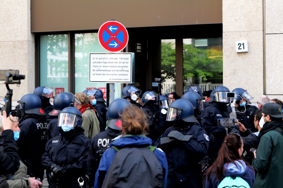 Conspiracist protest Berlin 2021-05-22 75