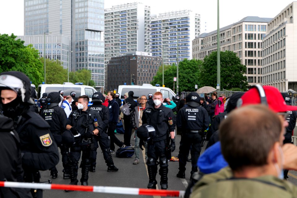 Conspiracist protest Berlin 2021-05-22 199