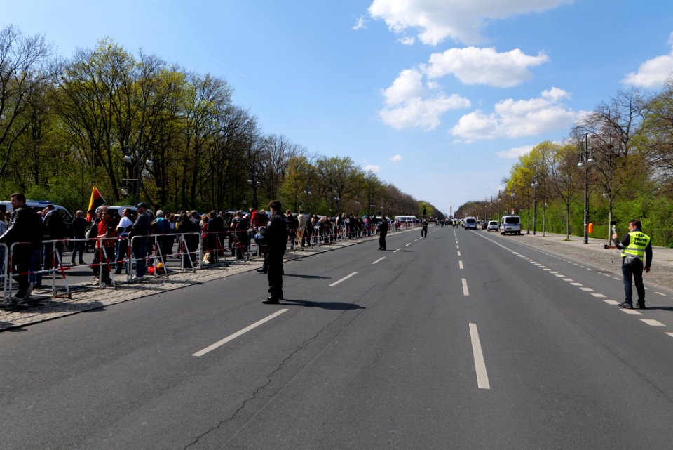 Conspiracist protest Berlin 2021-04-21 73