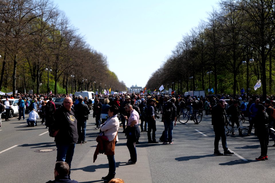 Conspiracist protest Berlin 2021-04-21 46