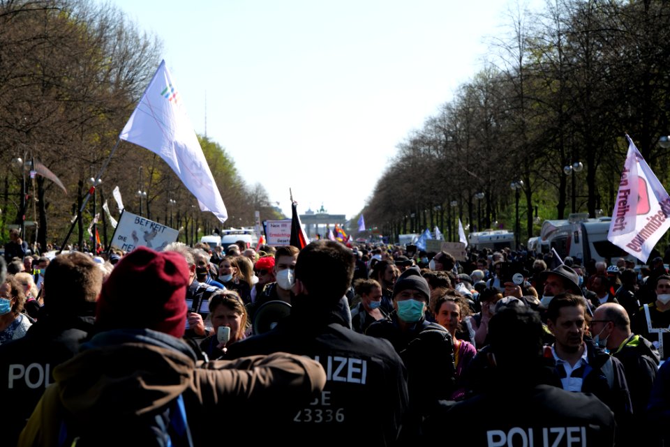 Conspiracist protest Berlin 2021-04-21 29