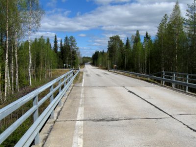 Connecting road 8980