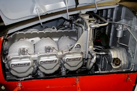 Continental O-470-13 engine, in a Beech T-34A Mentor aircraft - Oregon Air and Space Museum - Eugene, Oregon - DSC09768