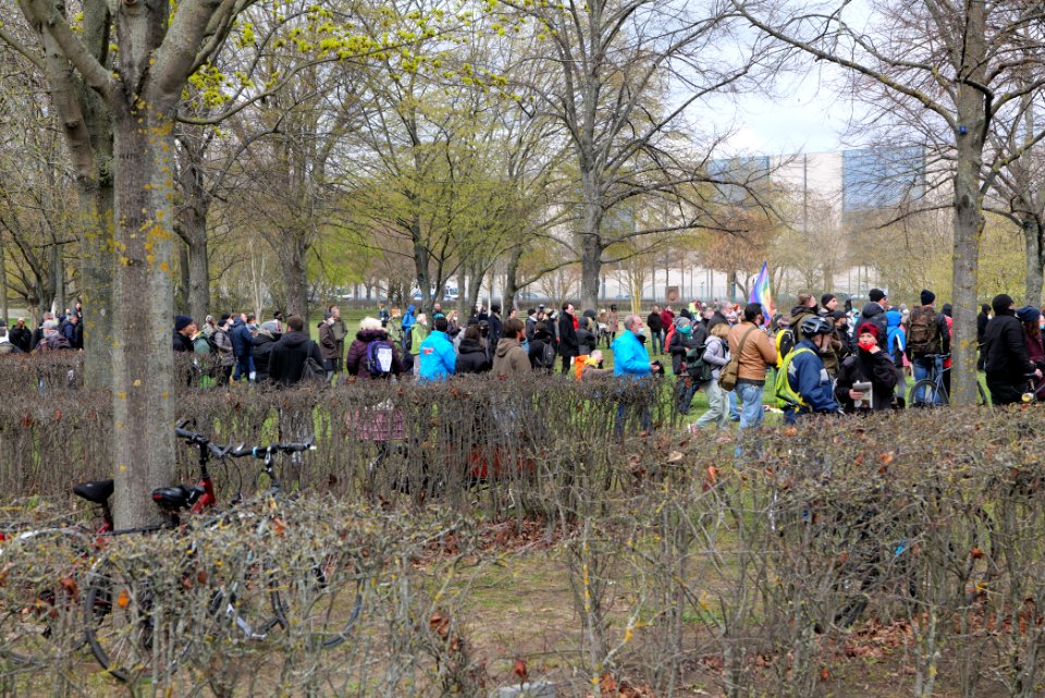 Conspiracist protest Berlin 2021-04-13 06