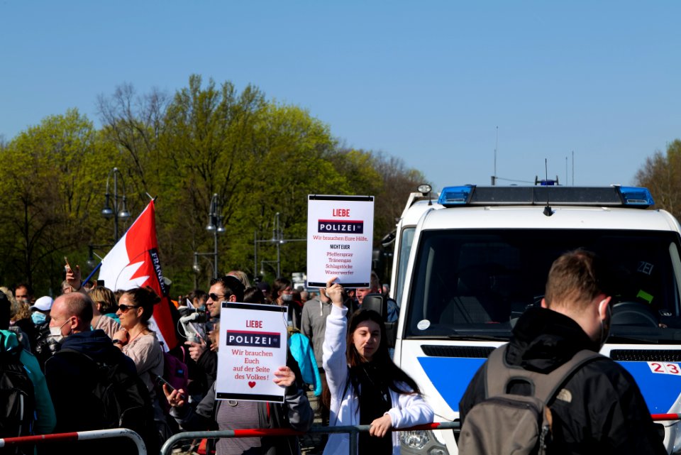 Conspiracist protest Berlin 2021-04-21 09