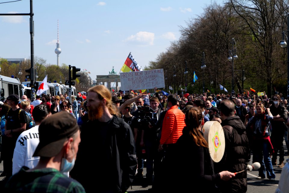 Conspiracist protest Berlin 2021-04-21 63