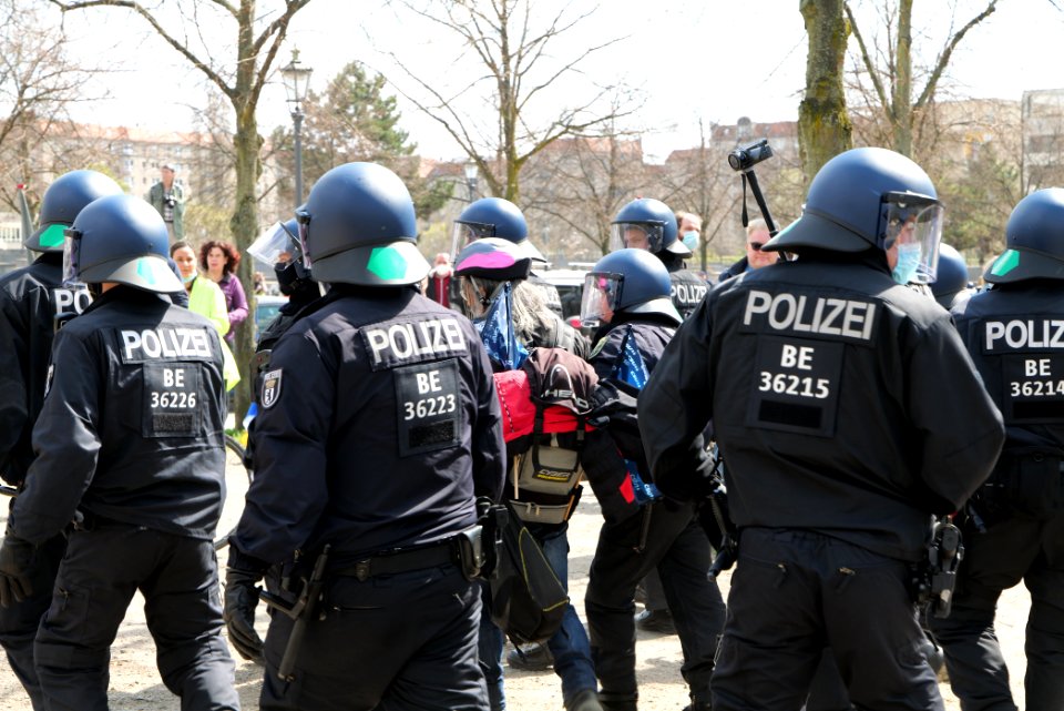 Conspiracist protest Berlin 2021-04-21 88