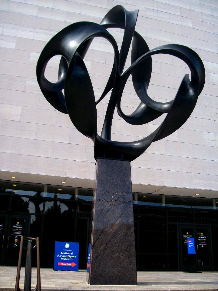 Continuum sculpture, Washington D.C