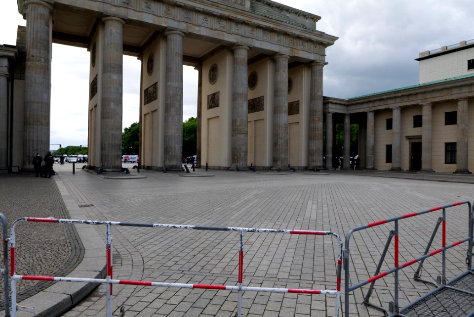 Conspiracist protest Berlin 2021-05-22 02