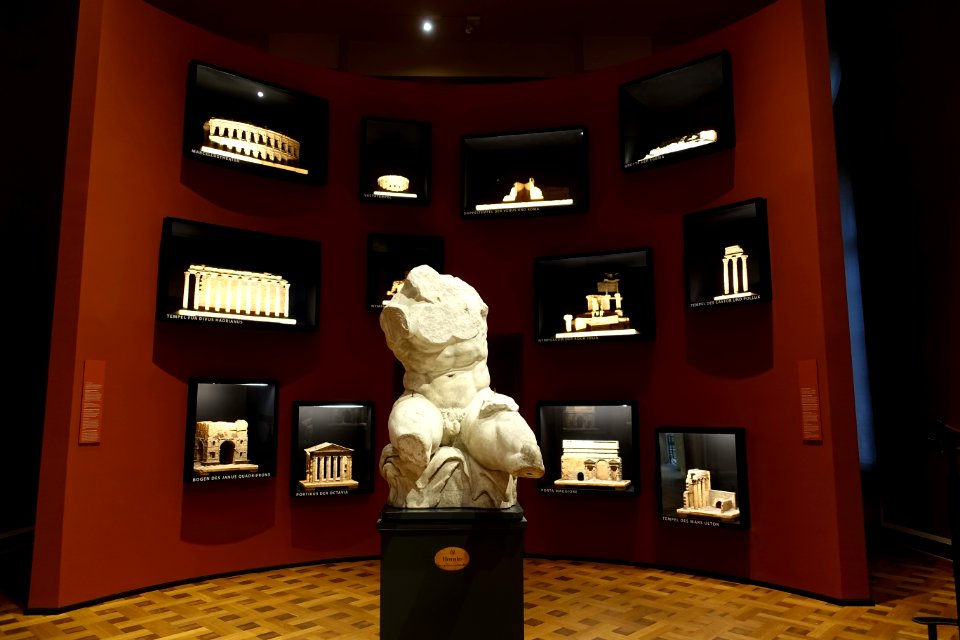 Cork models by Augusto Rosa (1738-1784), Rome - Hessisches Landesmuseum Darmstadt - Darmstadt, Germany - DSC09951