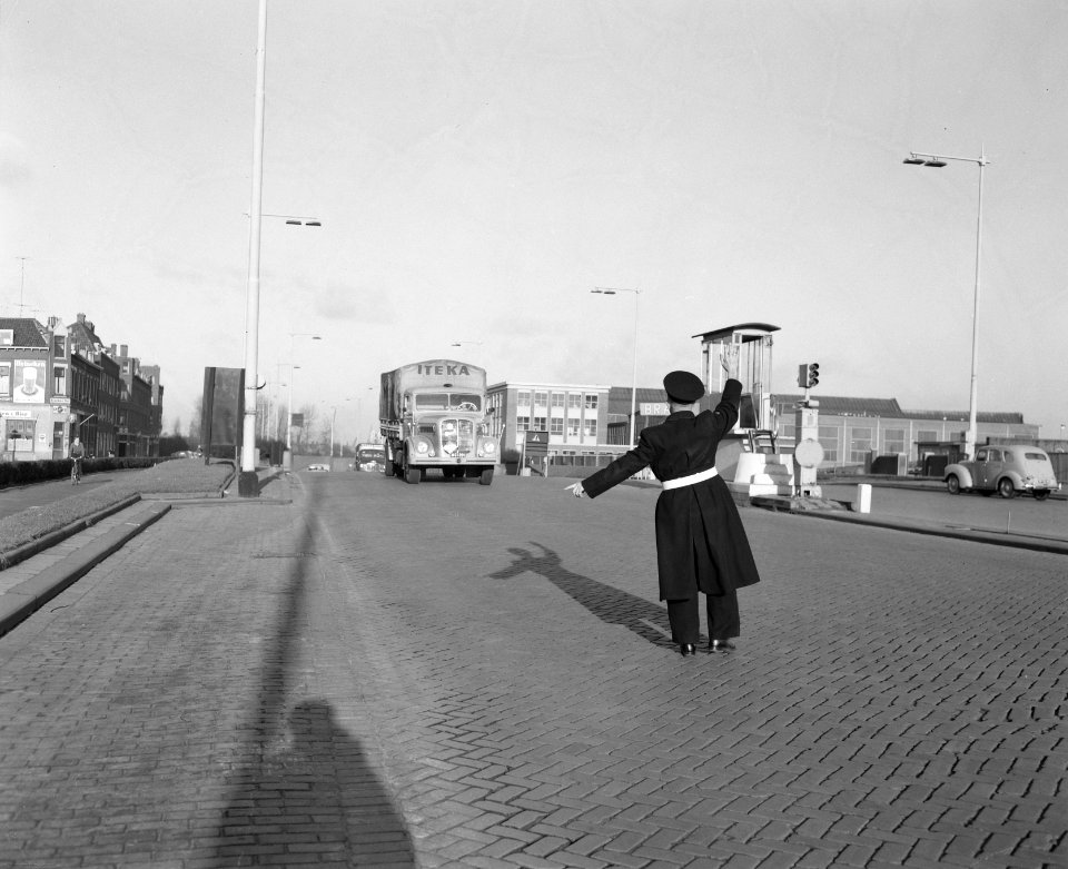 Controle maximumsnelheid in Rotterdam, Bestanddeelnr 909-0863