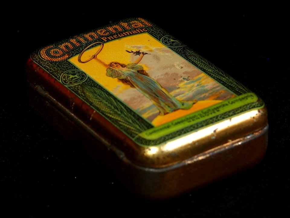Continental Pneumatic tin, photo2