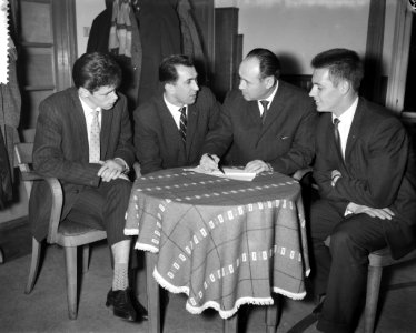 Contractbijeenkomst spelers Nederlands elftal in Den Bosch v.l.n.r. Jongbloed, P, Bestanddeelnr 911-9818